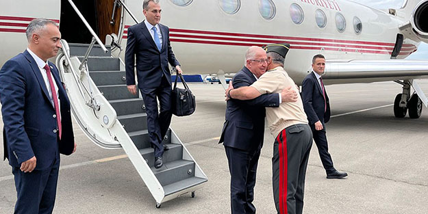 Milli Savunma Bakanı Yaşar Güler Azerbaycan'da!