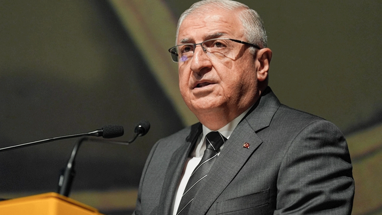 Milli Savunma Bakanı Yaşar Güler Sarıkamış şehitlerini andı