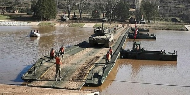 Milli Savunma Bakanlığı paylaştı! Nefes kesen tatbikat