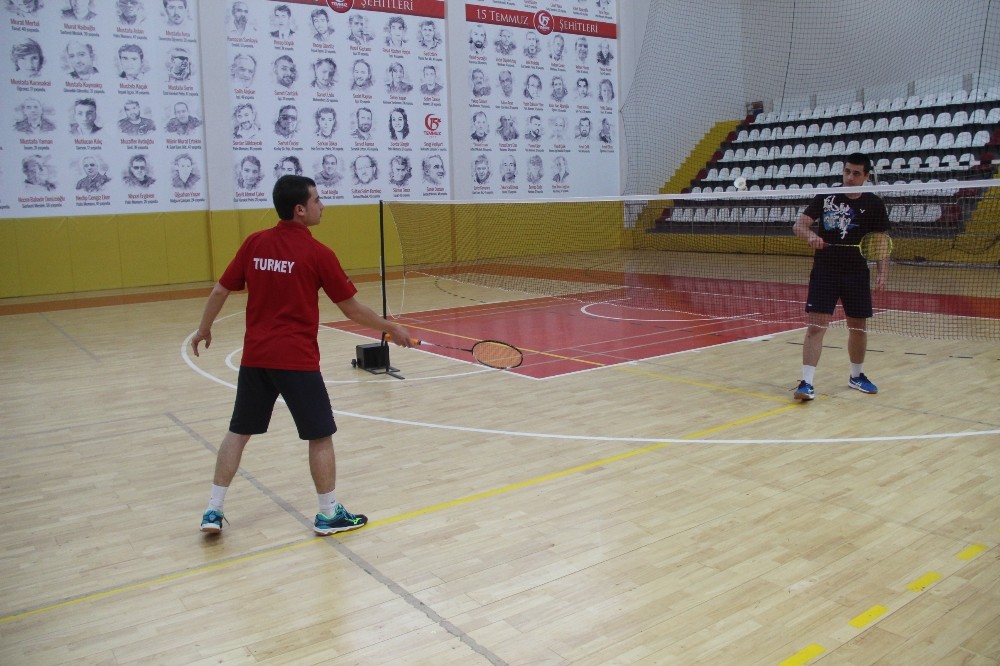 Milli sporcularda salonlara dönmenin mutluluğu 