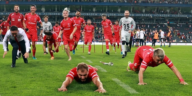 Ampute Milli Takım, Fransa'yı ezdi geçti!