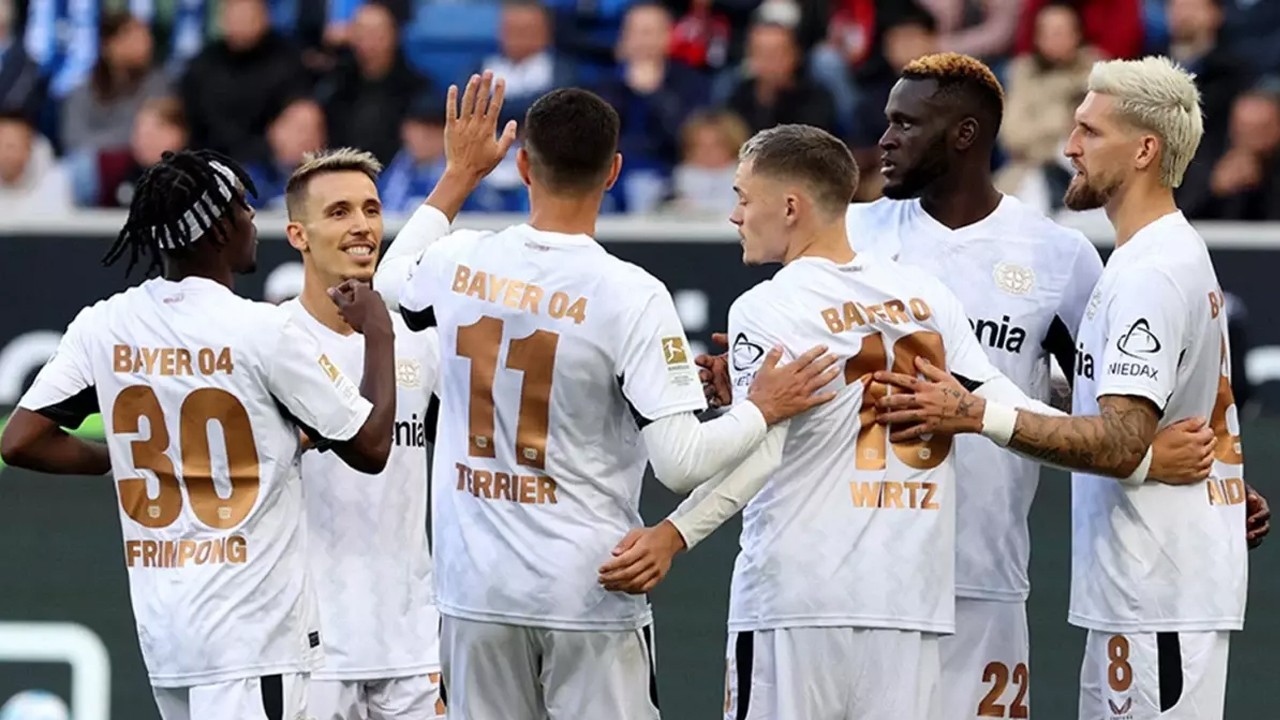 Milli takım idmanlarını izleyen gençlere bakın ne yaptı! Nijeryalı yıldızdan görülmemiş jest