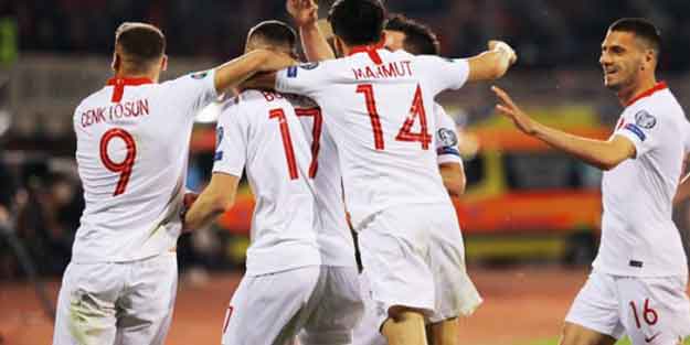 Milli Takım sahaya çıkıyor! İlk 11'ler belli oldu