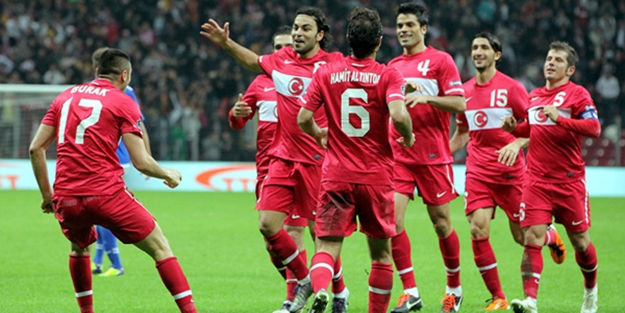 Milli Takım'da 17 yıl sonra bir ilk!