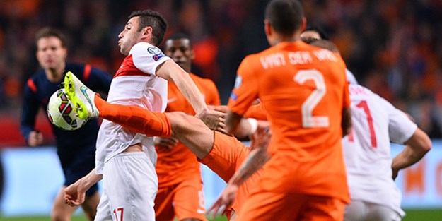Hollanda'yı uzatmalarda elimizden kaçırdık!