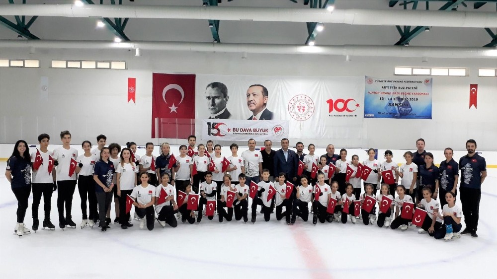 Milliler, 15 Temmuz’u andı 