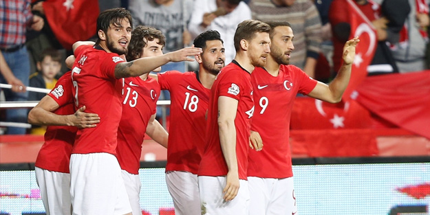 Milliler, İrlanda'yı 1-0 mağlup etti
