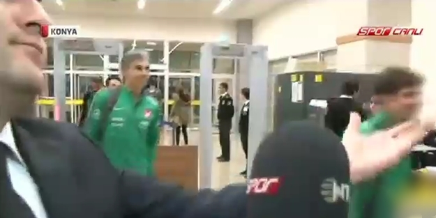 Milliler NTV Spor muhabirini takmadı - VİDEO