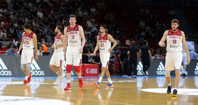 Milliler Yunanistan karşısında mağlup