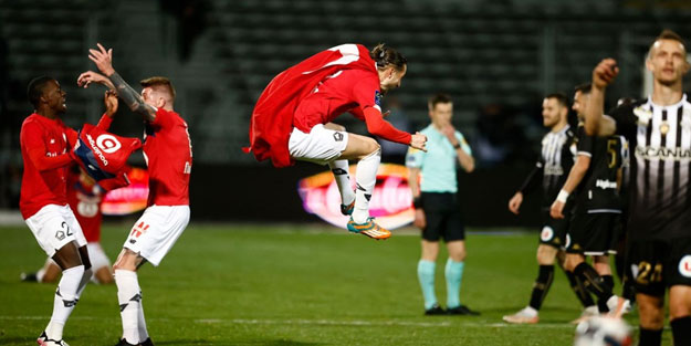 Millilerimiz Fransa Ligue 1'de Lille'yi şampiyon yaptı