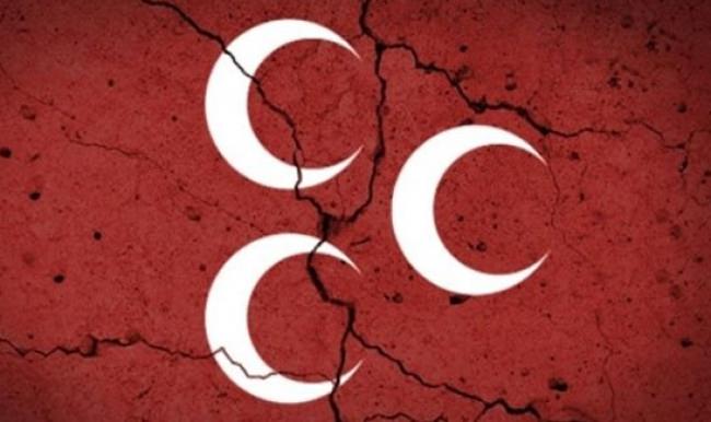 Milliyetçi Hareket Partisi o teşkilatını kapattı!