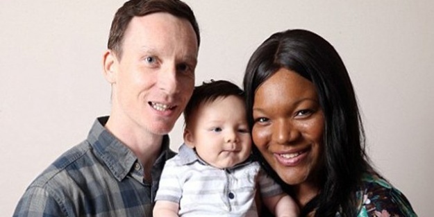 Milyonda bir ihtimaldi: Beyaz bebeği oldu!