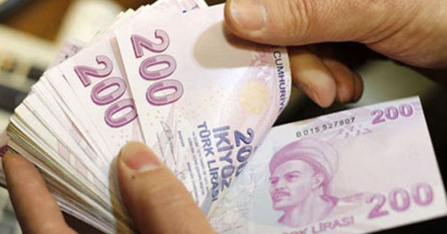 Milyonlar bu haberi bekliyor! Asgari ücret 70 lira...