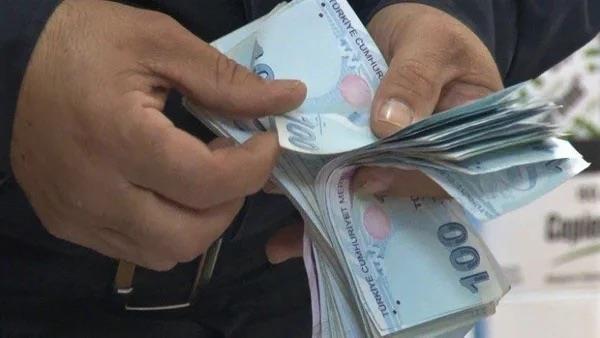 Milyonlar bu haberi bekliyordu! Maaş zamlarıyla ilgili AK Parti'den son dakika açıklaması geldi