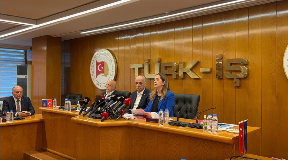 Milyonlarca işçinin gözü bu toplantıdaydı! Türk-İş, Hak-İş ve DİSK'ten asgari ücret açıklaması