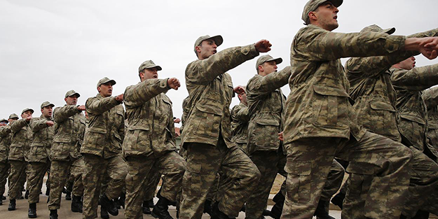 Milyonlarca öğrenci heyecanlandı! O liselerde okuyanlara bedelli askerlik bedava olabilir