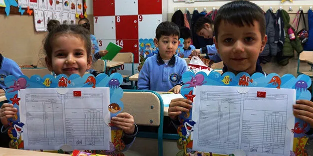 Milyonlarca öğrencinin karne heyecanı