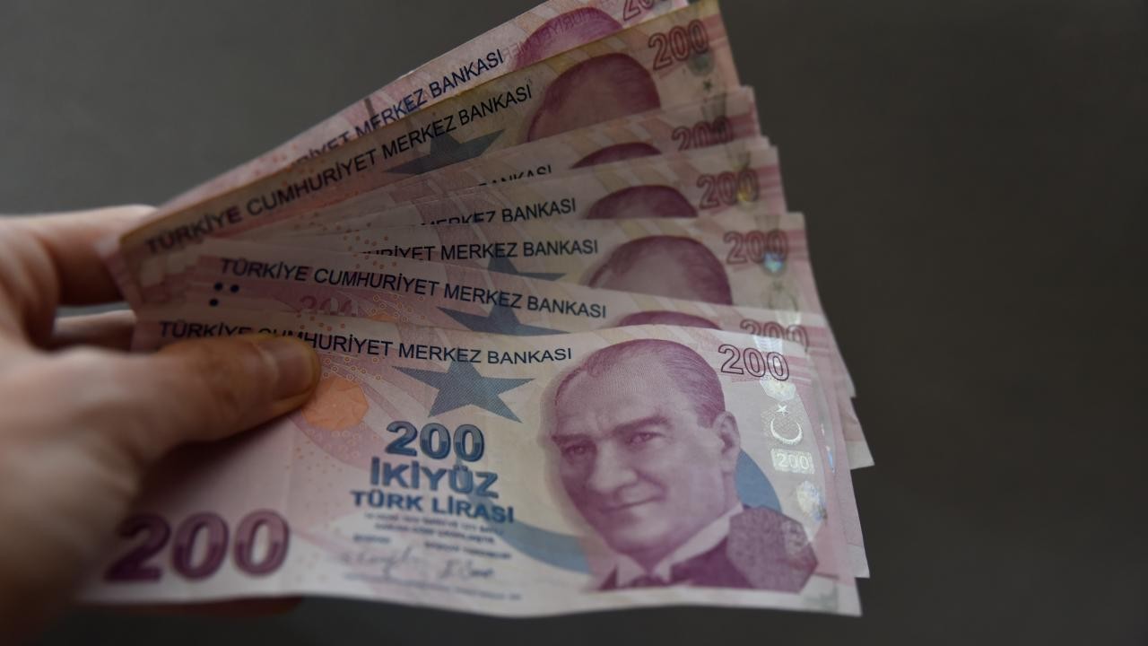 Milyonlarca vatandaşa müjde verildi! Her aileden bir kişiye maaş bağlanacak! İşte ayrıntılar