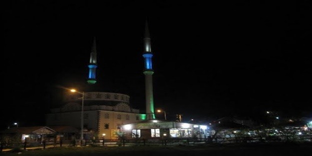 Minarelerden gece anonslu uyarı