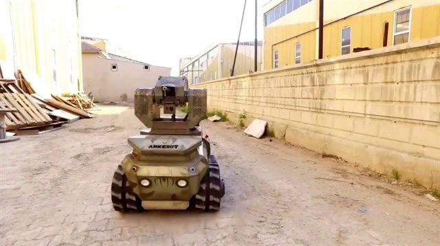 Mini tank 
