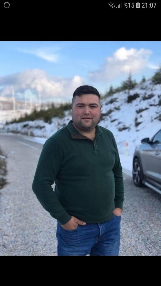 Minibüsle çarpışan motosikletin sürücüsü hayatını kaybetti 