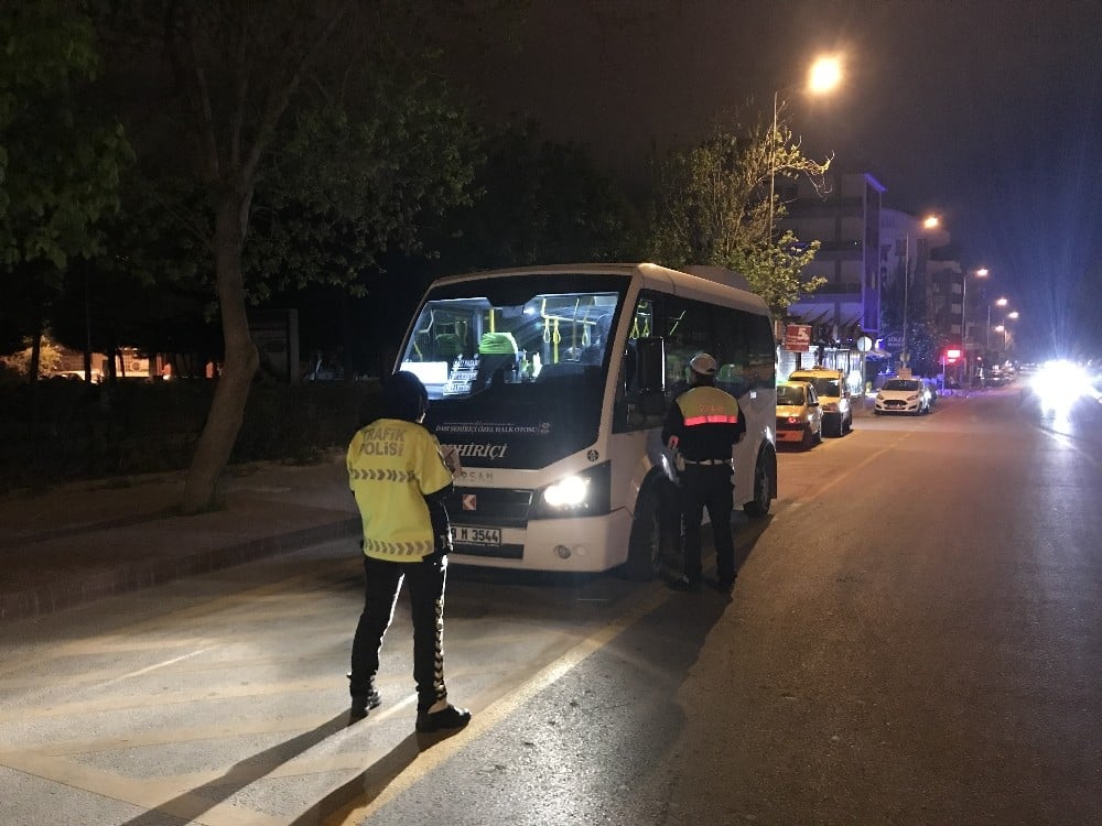 Minibüsler korona denetiminden geçti 