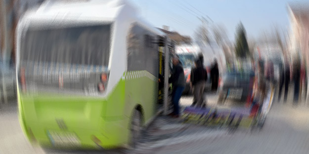 Minibüsten düşen kadından 16 gün sonra acı haber