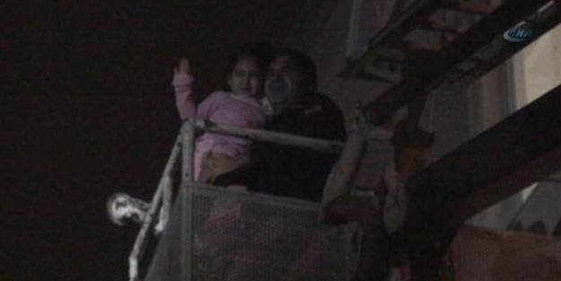 Minik Burcu'nun kurtarılma sevinci