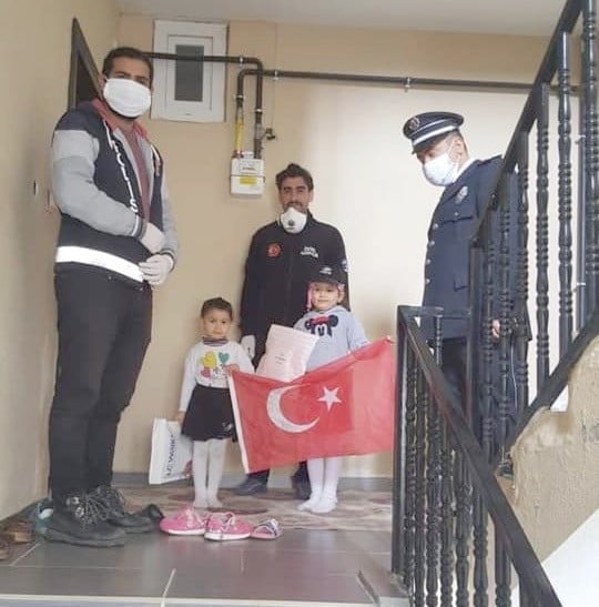 Minik Esmanur’dan polislere anlamlı mektup 