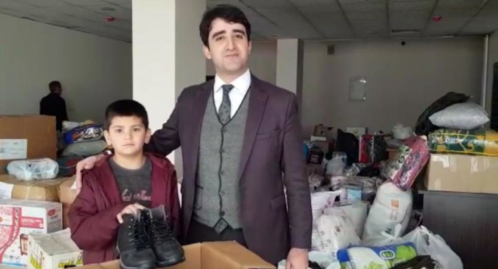 Minik Kerem botunu depremzede çocuklara gönderdi 