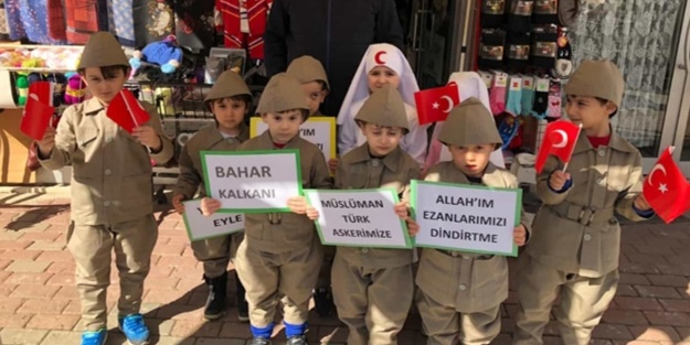 Minik Kur'an kursu öğrencilerinden örnek davranış