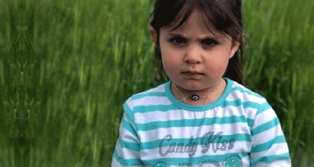 Minik Leyla'nın babasına otomobil çarptı