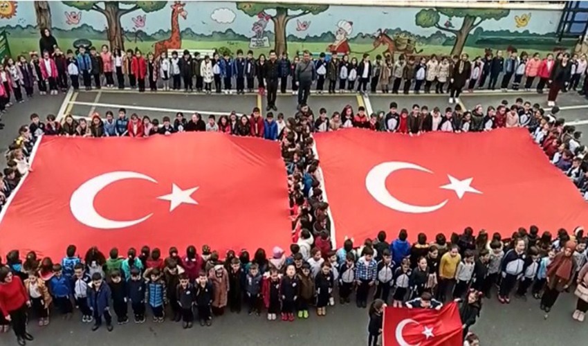 Minik öğrencilerden Mehmetçiğe anlamlı destek 
