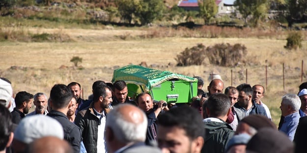Minik Sedanur toprağa verildi