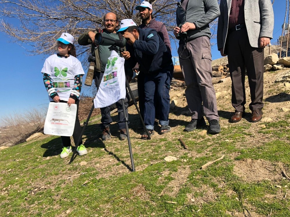 Minikler doğayı dürbün ve teleskopla gözledi 