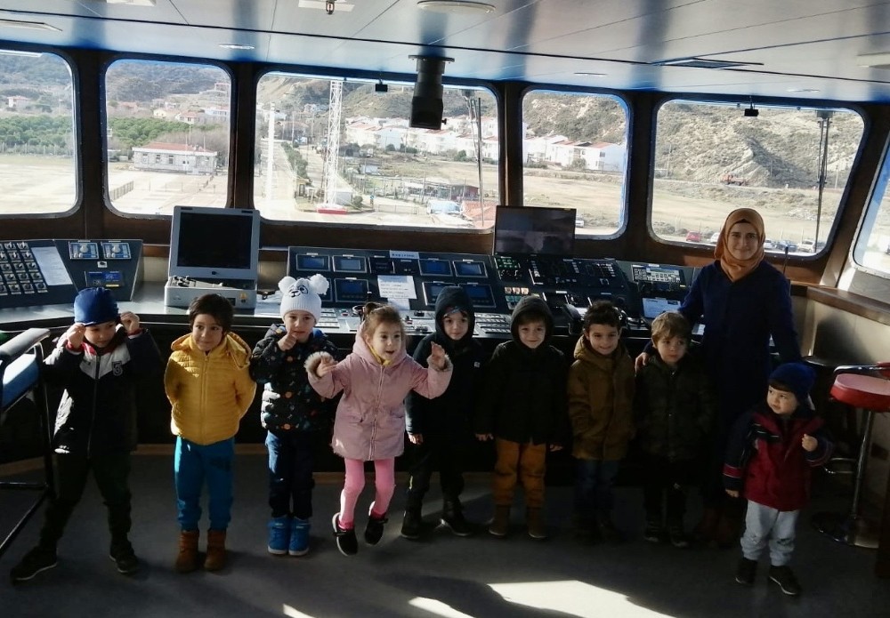 Minikler Gestaş gemisini gezdi 