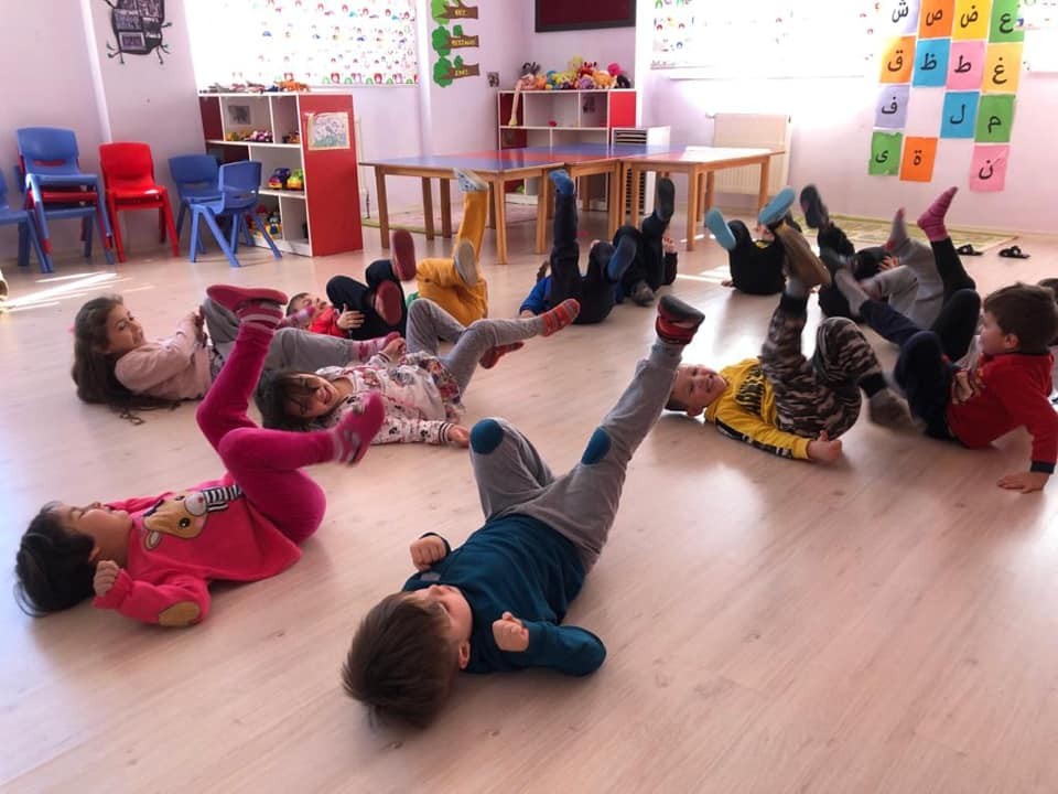 Minikler her sabah egzersiz yapıyor 
