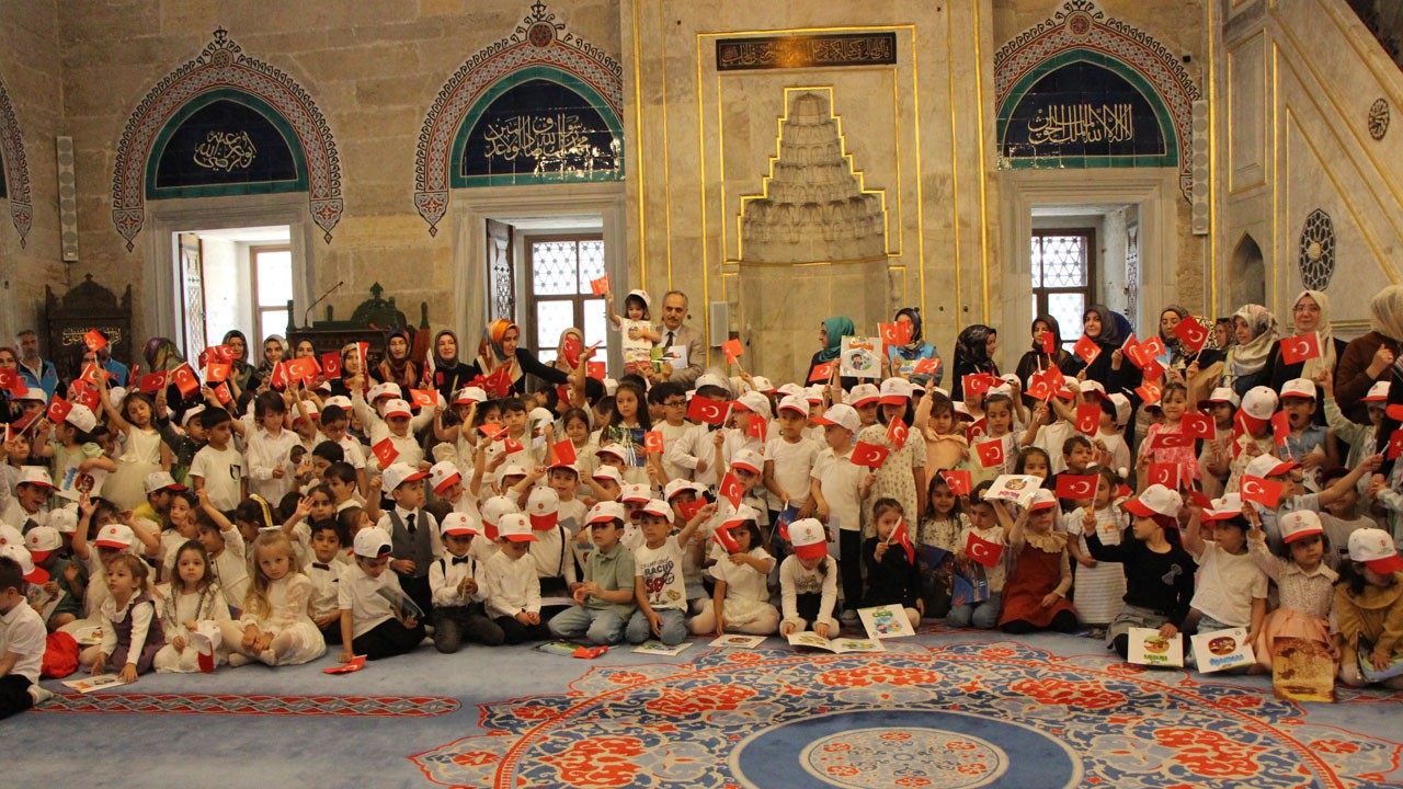 Miniklerden Kur’an-ı Kerim ziyafeti