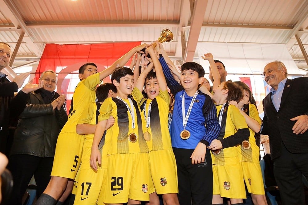 Miniminikler turnuvasında şampiyon Çeliktepespor oldu 