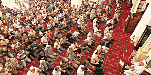 Miraç’ta camiler doldu taştı