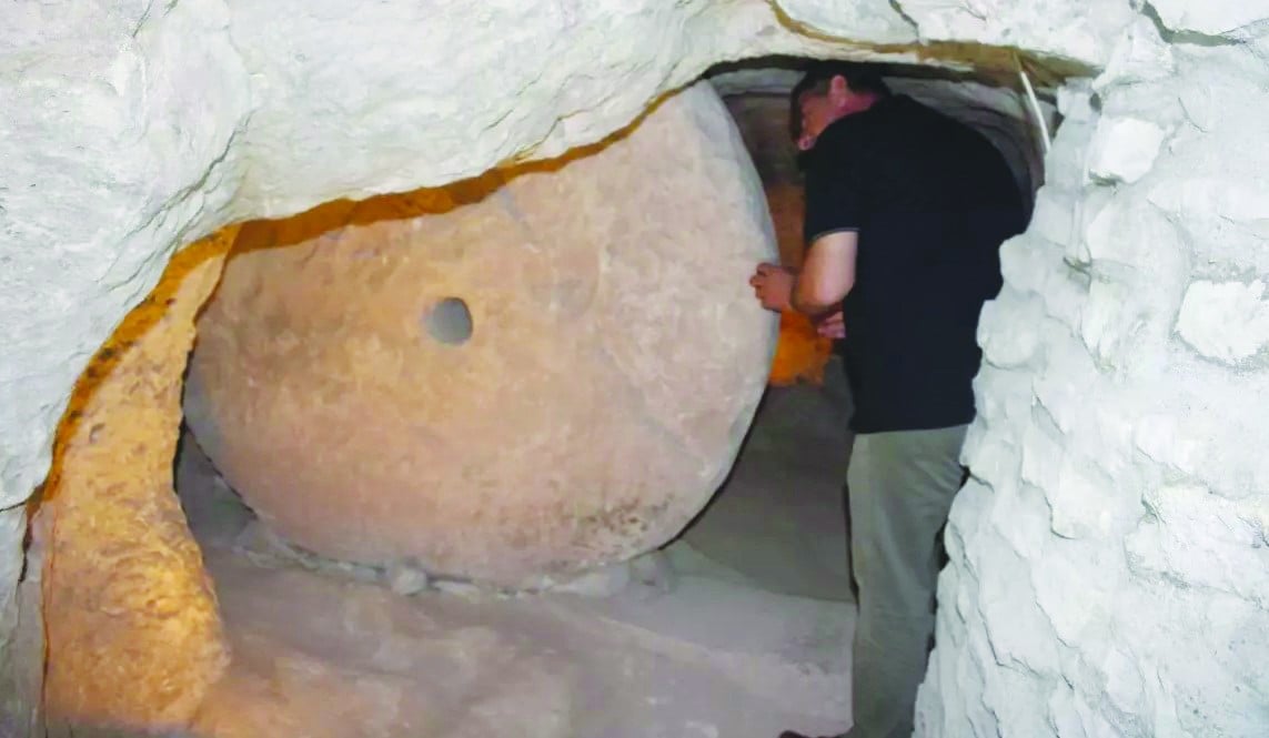 Miras Kalan Konağın altından yeraltı şehri çıktı