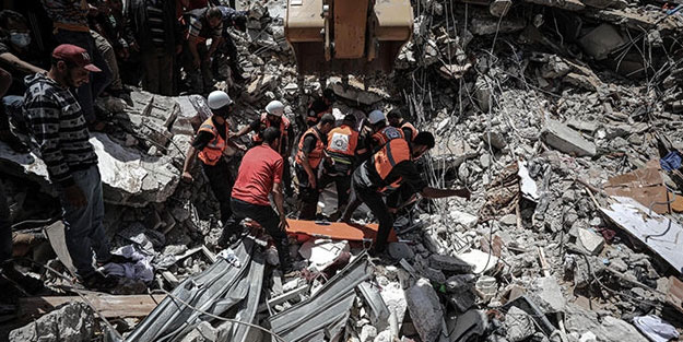 Mısır Gazze’ye insani yardım malzemesi yolluyor