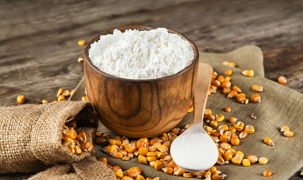 Mısır nişastasını ev temizliğinde kullanabileceğinizi biliyor muydunuz?