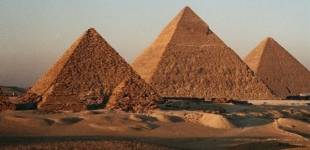 Mısır piramitleri hakkında güncel bilgi