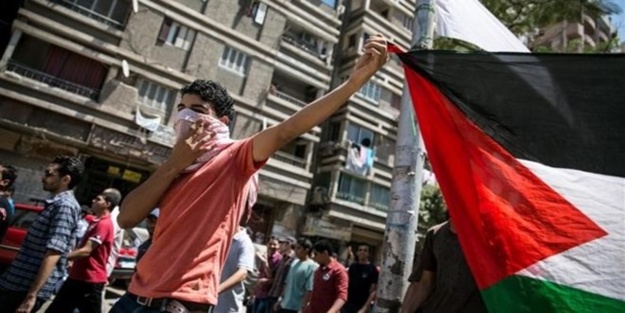 Firavun'un polisi Gazze mitingini taradı