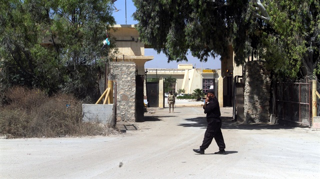 Mısır Refah Sınır Kapısı'nı tekrar kapattı