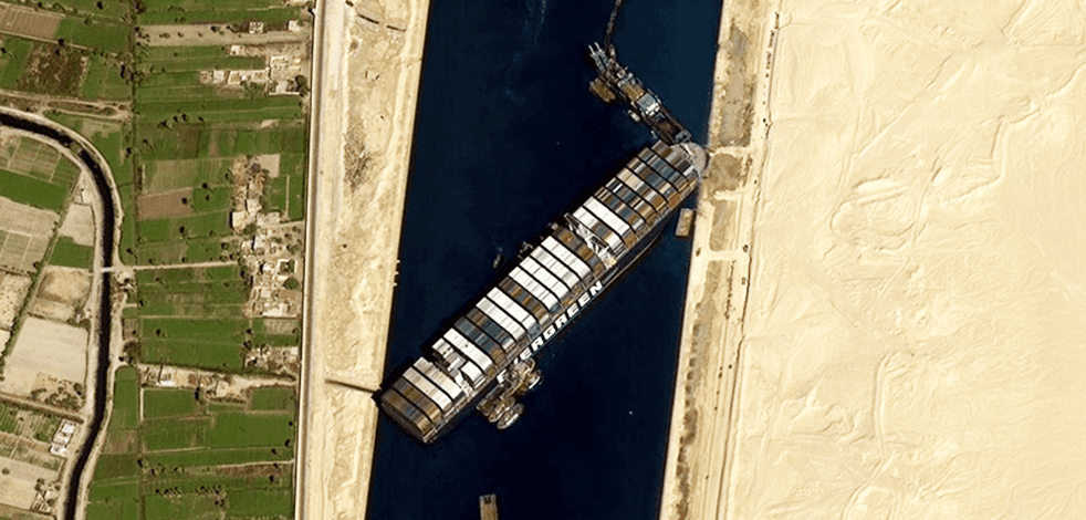 Mısır Süveyş Kanalı'nı kapatan geminin sahibi firma ile tazminat konusunda anlaştı