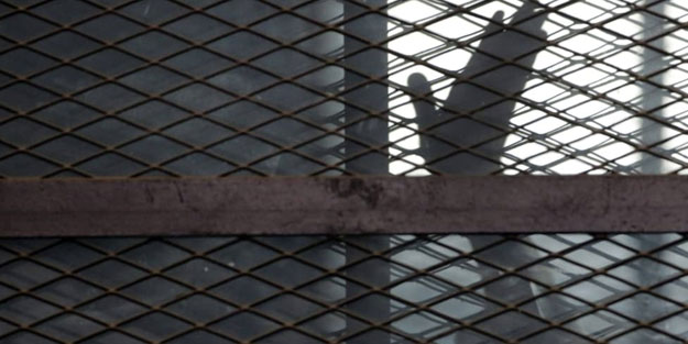 Mısır yönetimi, cezaevindeki genç yönetmen Habeş'in öldüğünü açıkladı