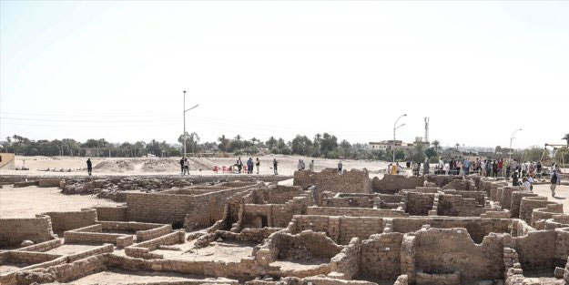 Mısır'da 3 bin yıllık şehir bulundu