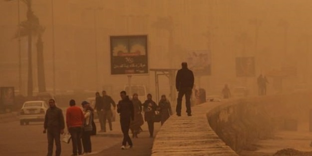 Mısır'da kum fırtınası!